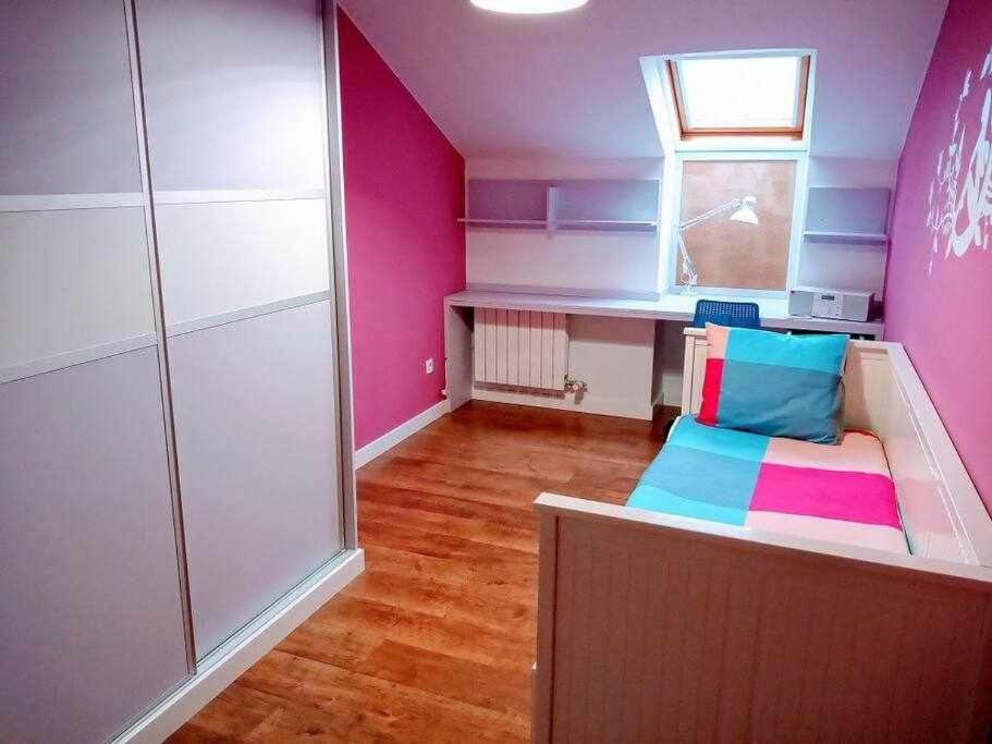 Apartamento Precioso Atico Con Bonitas Vistas A La Pena Oroel Jaca Exterior foto
